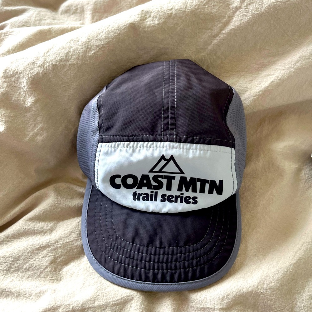 Duckbill trail running hat